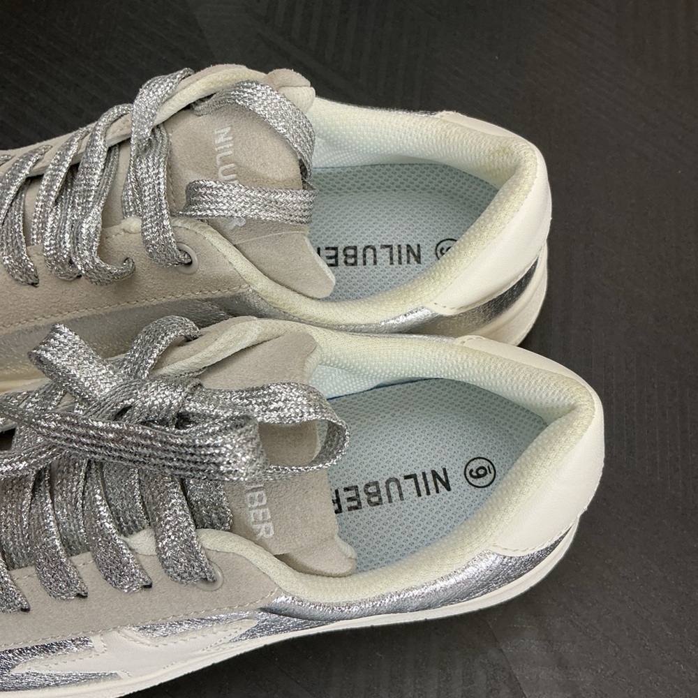 Niluber Silver and Gray Star Sneakers - Picture 3 of 5